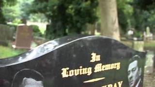 The Kray graves  Chingford Mount Cemetry [upl. by Eatnad]