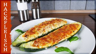 Gefüllte Zucchini mit Hackfleisch  mit Käse überbacken [upl. by Anaeirb184]