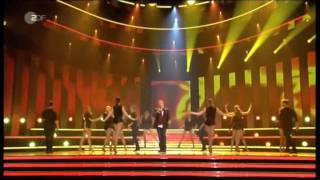 Hape Kerkeling  SchlagerMedley  live im deutschen TV  17042014 [upl. by Amby288]