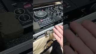 E agora está podendo usar a ddj 400 no serato dj dicasparadj djcontroller musica comoserdj [upl. by Ariait900]