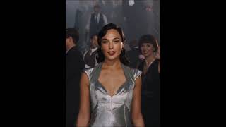 Linnet Ridgeway meets Linnet Ridgeway  Emily Blunt  Gal Gadot  Death on the Nile [upl. by Peatroy]