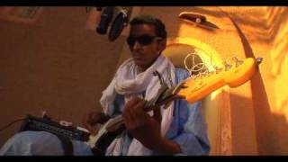 Bombino quotTar Haniquot Live [upl. by Bornstein]