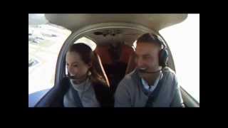 Demande en mariage dans un avion en panne [upl. by Ahsikyt]