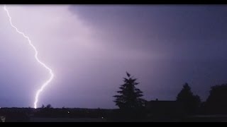 Unwetter 7715  Blitzeinschlag mit kräftigen Donnerschlag Höchstadt Aisch [upl. by Kendell]