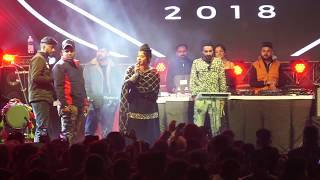 Jasmine Sandlas Confirmed Breakup With Garry Sandhu  Jasmine Showed Middle Finger  Live Show [upl. by Evets]