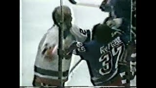 Bob Nystrom vs George McPhee [upl. by Ardussi826]