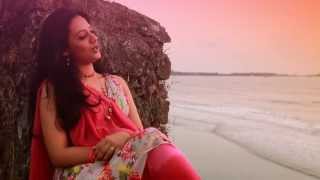 Bechain Halvya LaataSpruha Joshi Vaishali Samant  Sagarika Music [upl. by Nueormahc]