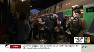 De jeunes opposantes au Mariage Pour Tous regrettent les soupçons dhomophobie 130113 ITELE [upl. by Irabaj]