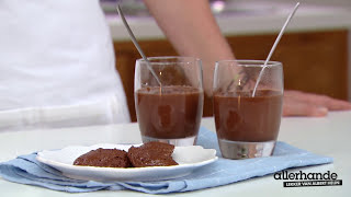 Chocolademousse maken – recept – Allerhande [upl. by Elleuqar]