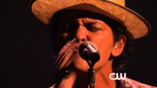 HD Bruno Mars  Gorilla  iHeartRadio Music Festival 2013 [upl. by Ilyssa]