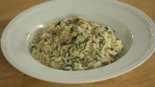 Spinach and Mushroom Risotto  Sanjeev Kapoor Khazaza [upl. by Adranoel]