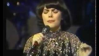 Mireille Mathieu  Cest peutêtre moi qui partirai [upl. by Feriga]