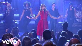 Taylor Swift  We Are Never Ever Getting Back Together Live from New York City [upl. by Aubrette]