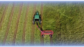 John Deere 4440 Tackles LAST Field of Rye Straw for 2024 [upl. by Mufinella]