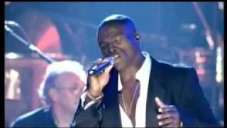 Seal  Kiss from a rose LIVE 2004 [upl. by Kingdon]