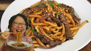 Nouilles udon sautées au bœuf – un plat délicieux à réaliser avec ce que vous avez sous la main [upl. by Airekat]