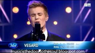 Idol Norge 2011  Vegard Leite  quotEverybody Hurtsquot [upl. by Obadias383]