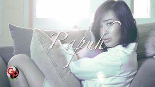 Rapuh  Rinni Wulandari Official Lyric Video [upl. by Vokay]