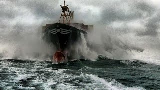 Pilot boat and ships Storm Isha [upl. by Ylekalb]