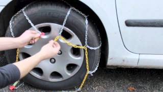 COMMENT INSTALLER DES CHAINES A NEIGE SUR SES PNEUS DE VOITURE [upl. by Eenahc]