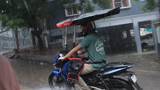 How to ride a bike in RAIN [upl. by Ytissac830]