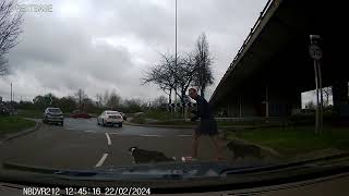 Take a look at this clown trying to get himself run over on the A453 in Nottingham 23224 [upl. by Enawd]