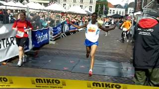 Halve marathon Roosendaal 2012 [upl. by Lucy]