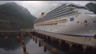 COSTA MAGICA in Geiranger und Hellesylt 12062017  en0316 [upl. by Jacquenette379]