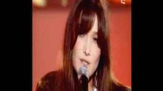 2003  Carla Bruni  Quelquun Ma Dit Live  TOTP [upl. by Tertias]