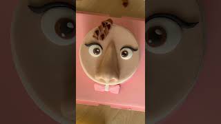 قالب الخشم 😳  cake كيك كيكات اغاني قصص قصة عجينةالسكر fondant funny recipe وصفات [upl. by Trauner780]