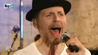 Jovanotti e Vasco Brondi  In viaggio cover dei Csi [upl. by Simsar]