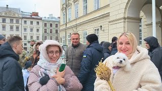 Львів 2024 Різдво у Львові звіздарі і колядники на Площі Ринок Lviv Christmas Різдвяна шопка [upl. by Niar]