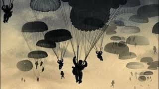 Donnernd ziehn auf Wolkenbahnen Fallschirmjägerlied  German Paratrooper Song [upl. by Cope129]