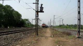 Ranchi HatiaHowrah Express in blasting mood [upl. by Maud]