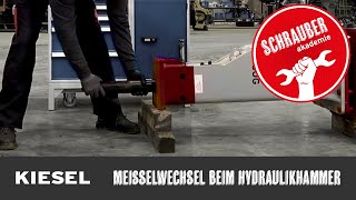 Meißelwechsel beim Hydraulikhammer  die Schrauber Akademie [upl. by Htedirem]