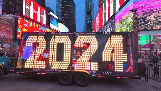 NYC Times Square New Years Eve 2024 Preparation 4K HDR  2024 Numerals at Times Square Manhattan NYC [upl. by Omland]