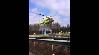 Trauma helikopter land op snelweg A27 [upl. by Sheeb]