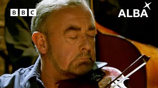 Aly Bain amp Caraidean  Fiddle Blast  Transatlantic Sessions  BBC ALBA [upl. by Archibold]