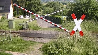 Spoorwegovergang Fulda D  Railroad crossing  Bahnübergang [upl. by Huntingdon637]