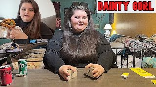 500 LB DaintyLYNN cant finish one burger [upl. by Luann626]