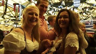 Oktoberfest 2018 rund um den Anstich  Festhalle Schottenhamel am 22092018 [upl. by Eceinwahs]