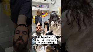 La TRAUMÁTICA EXPERIENCIA de LAURA haciéndose UN TATUAJE 😪 [upl. by Niessuh]