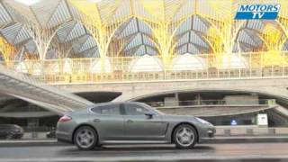 Porsche Panamera Hybrid S Salon auto Geneve 2011 [upl. by Eziechiele]