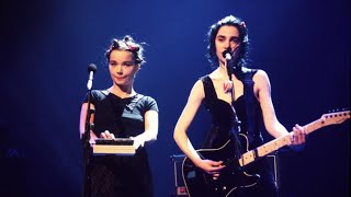 PJ Harvey amp Björk cover the Rolling Stones quotI Cant Get No Satisfactionquot at the BRIT Awards 1994 [upl. by Ah]