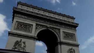 Visiter Paris en 2CV avec Paris Authentic [upl. by Rainah]