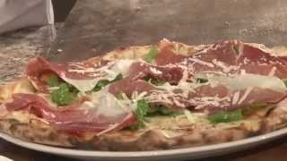 Le videoricette del Master Pivetti  La Pizza Crudo Rucola e Grana [upl. by Nnyluqcaj]