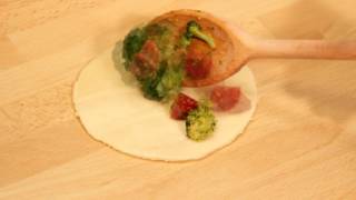 Comment faire des mini calzone brocoli chorizo [upl. by Pryce]