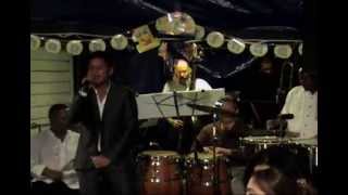 SOÑANDO DESPIERTO BOLERO  RENZO PADILLA Y LA ORQUESTA DE HECTOR LAVOE [upl. by Sivat]