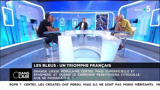 Les Bleus  un triomphe français  Les questions SMS cdanslair 16072018 [upl. by Landan]