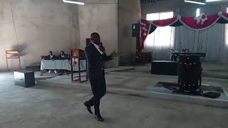 Evangelist Trymore MuparingaPrayer hakusi kunyengetedza Mwari [upl. by Eenot]